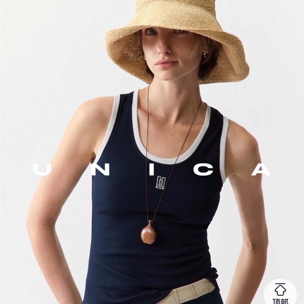 Unica Women's Navy Tank Top
